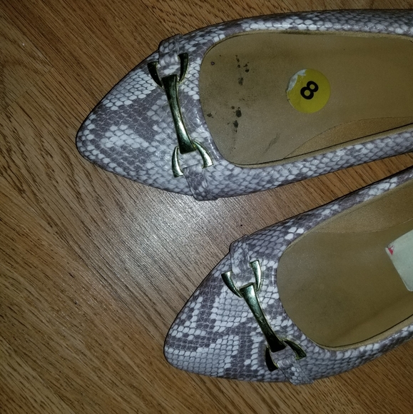 Pre-owned womens Flats size 8 - Picture 3 of 6